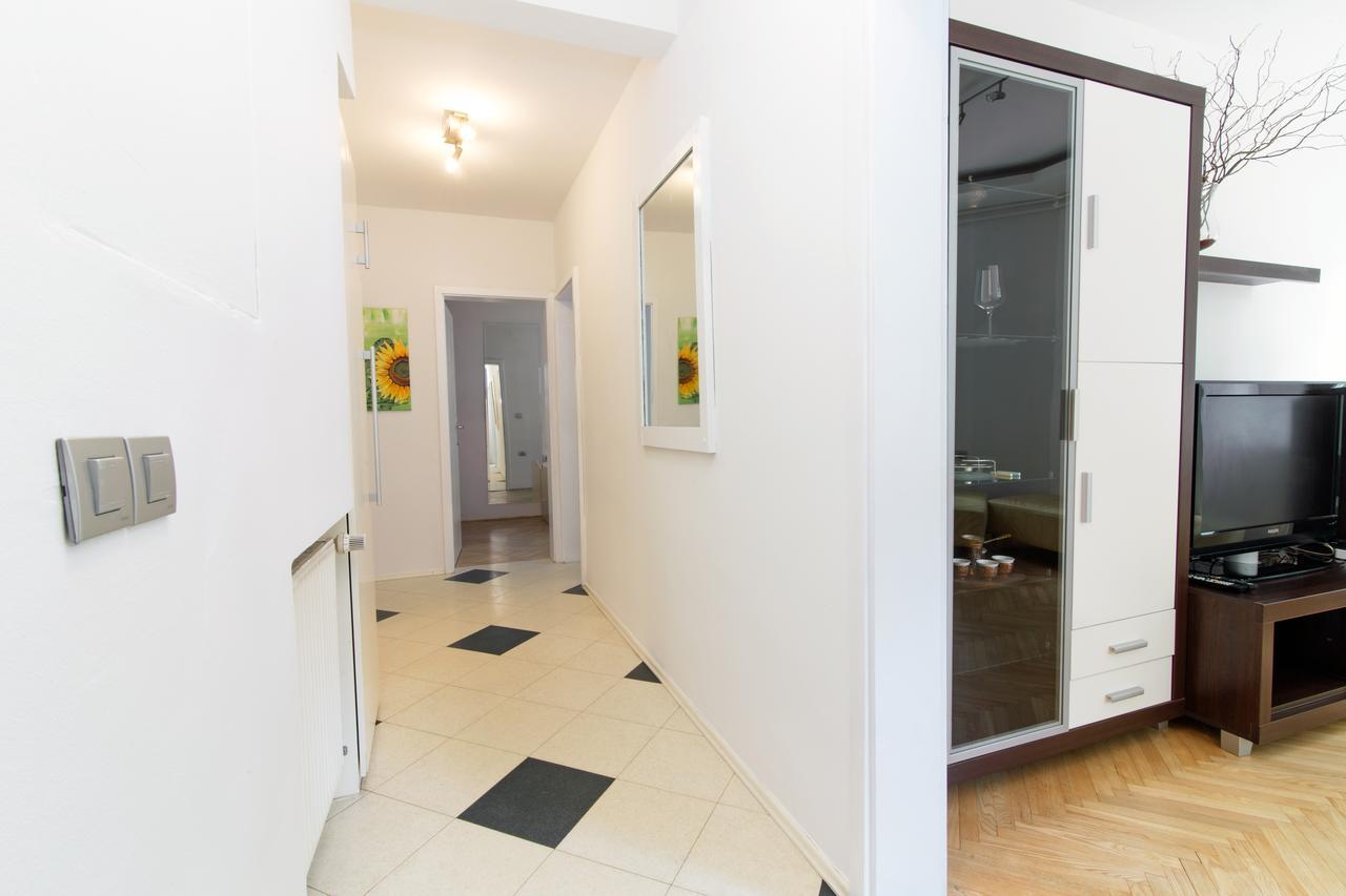 Apartments Vega ليوبليانا الغرفة الصورة